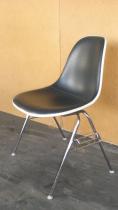 Fiberglass/Leder - Sidechair von Eames fr Miller/Vitra