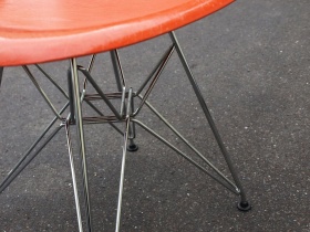 Fiberglass Sidechair DSR | Orange | Eames 