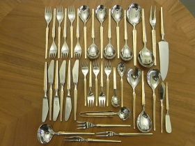 Besteck Luxador Drache 6 Personen 39 teilig incl. 16 Vorlegeteile